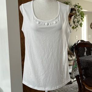Women’s sleeveless top